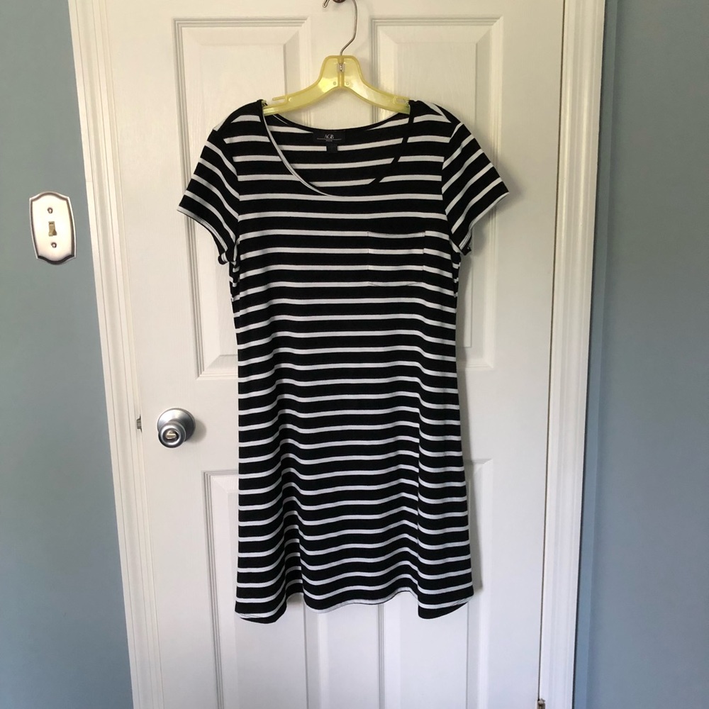 Very Cute!  AGB Striped T-shirt Dress